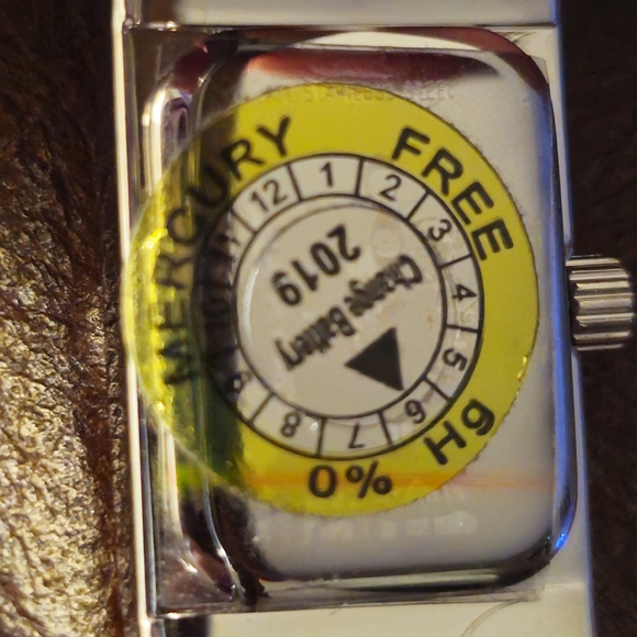 Coach Women's Scout Iconic Mini Bangle in Burgundy w/silver. - Picture 7 of 10